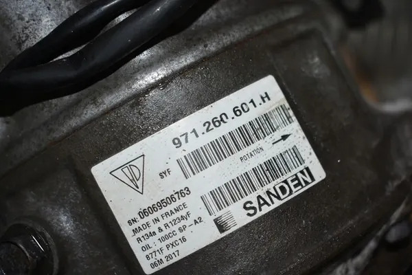 Compresseur de Climatisation Porsche Panamera 971 image 2