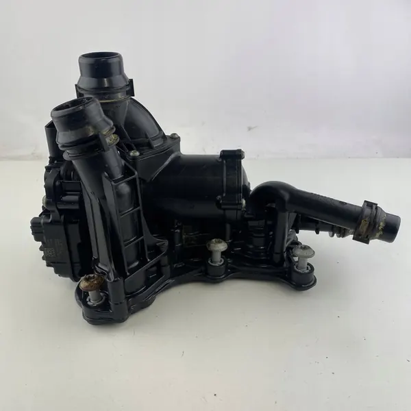 Carcasa de termostato Audi Q3 VW 2.0 TDI OEM 05L121111S image 5
