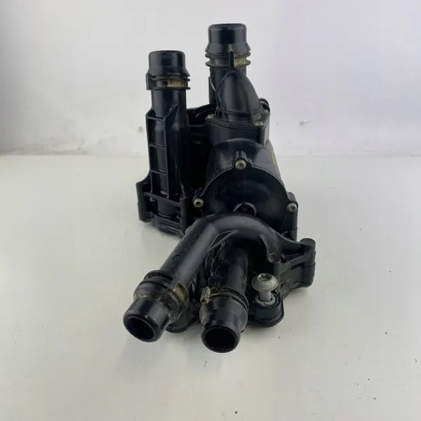 Carcasa de termostato Audi Q3 VW 2.0 TDI OEM 05L121111S image 8