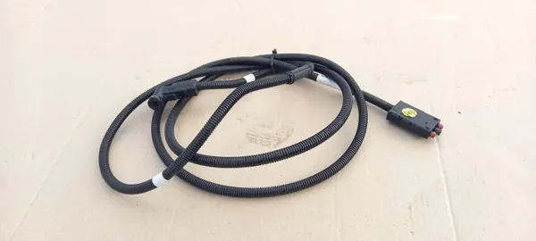 Manguera AdBlue usada OEM 765432qer para VW Polo 2G image 2