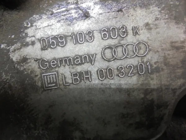 Bomba de aceite usada OEM 059103337 para Audi A4 Avant 2.5L Diesel image 6