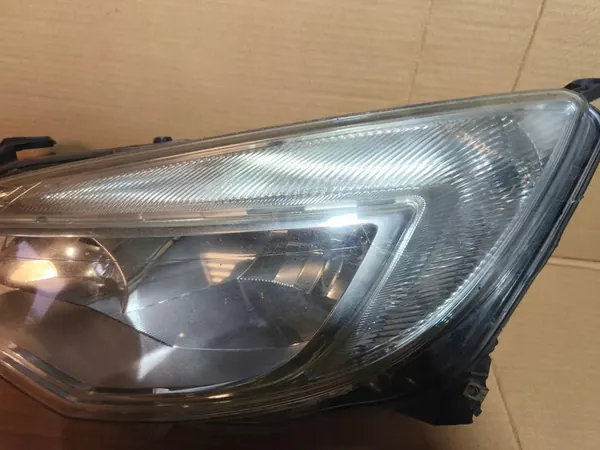 Vasen Etuvalaisin Opel Astra J IV image 6