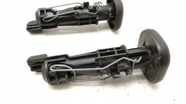 Guide d'appui-tête OEM 9653189477 pour Citroen C3 Picasso image 7