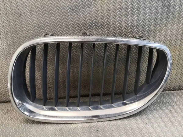 Grelha de ventilação BMW 5 E60 E61 OEM 7027061 - Usado image 2