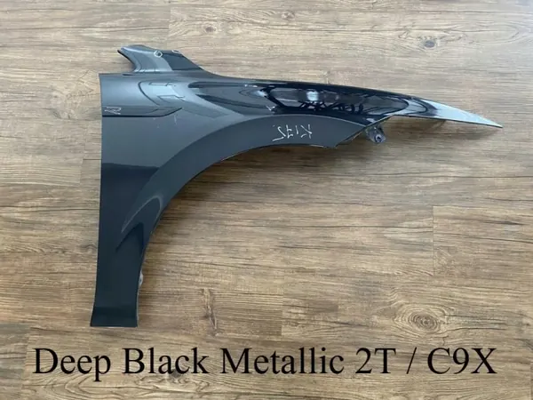 Aile OEM Deep Black Metallic 2T/C9X pour VW Golf VIII image 2