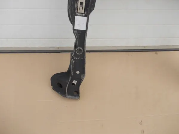 Traverse Mercedes W169 - OEM kołyska w169 image 6