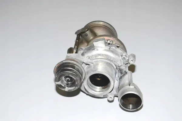 BMW Turbo OEM 7849044 5-sarja F10 Bensiini image 3