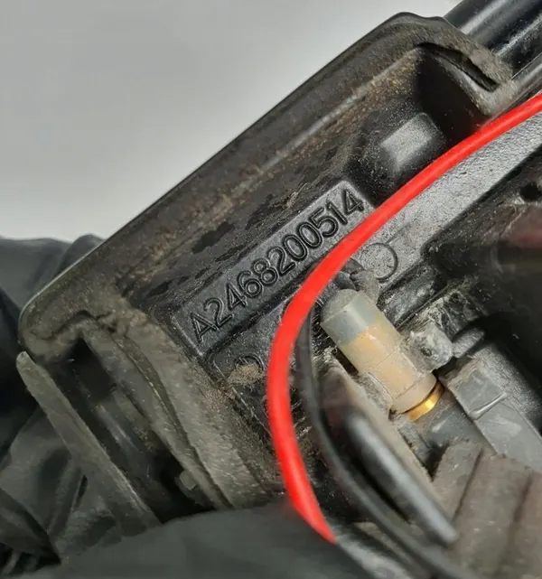 LAMPE SIGNE TAXI MERCEDES W246 A2468200514 image 5