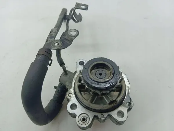 Pompe à vide OEM R2AA18G00 pour Mazda 2.2 CITD image 3
