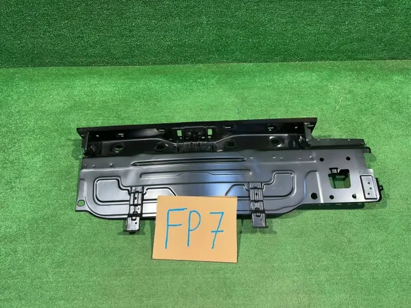 OEM 5H6813301D Paroi Arrière pour VW Golf VIII HB image 5