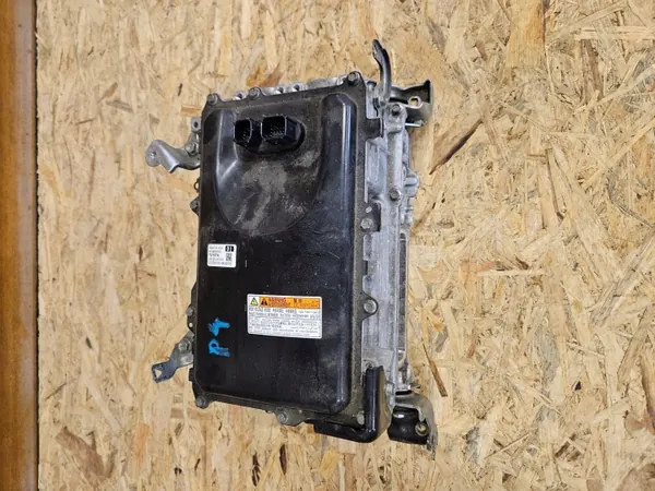 Inversor Toyota G9200-47241 para Prius IV 2016+ image 3