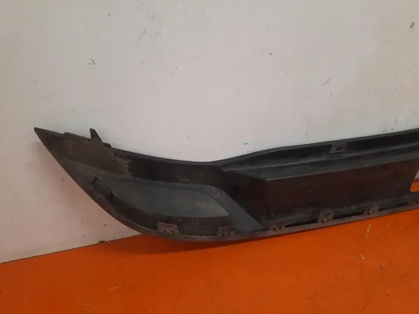 Volkswagen Golf VII 12-20 Bakre stötfångartrim 5G6807568 image 10