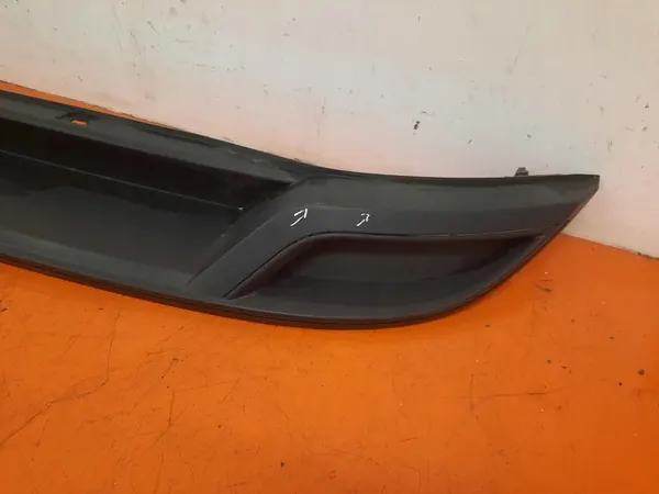 Volkswagen Golf VII 12-20 Bakre stötfångartrim 5G6807568 image 3