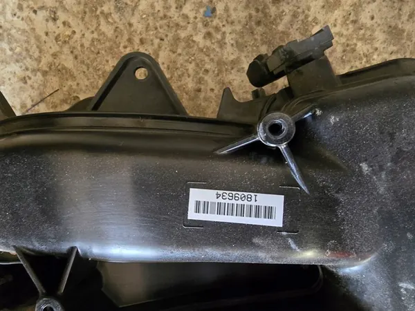 Coletor de Admissão Jeep Renegade 2.4 EUA 2015 OEM 05047441AL image 3