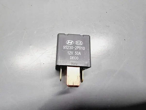 Relais OEM 952302P010 pour Kia Sorento II 2.2L Diesel image 2