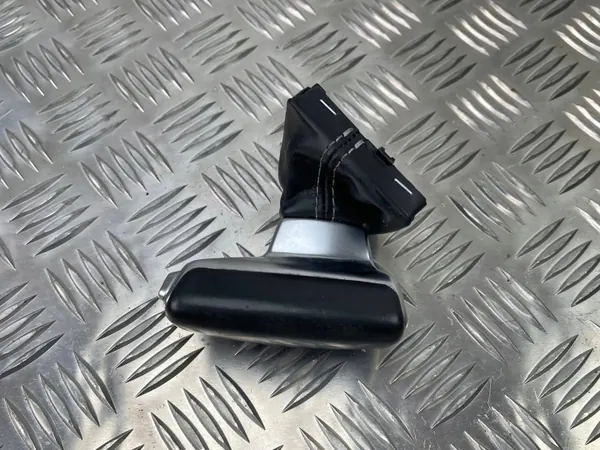 Pommeau de levier Audi SQ7 OEM 048101 - État utilisé image 6
