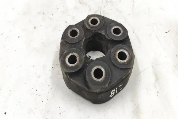 Accouplement en caoutchouc d'arbre de transmission BMW 3 TOURING (E36) 1.8L image 1