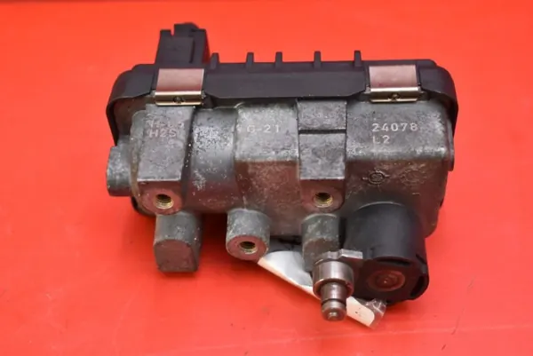 Actuador Turbo OEM 6NW009550 para Audi A5 3.0 TDI image 3