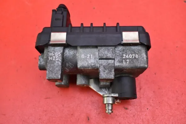 Actuador Turbo OEM 6NW009550 para Audi A5 3.0 TDI image 8
