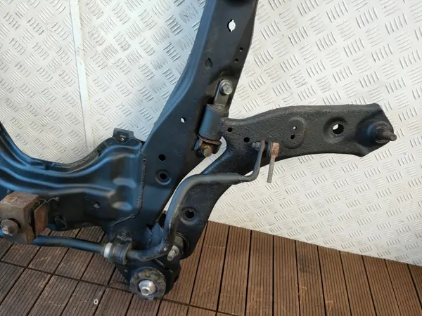 Suzuki Kizashi 09-14 Motorfäste Set OEM image 5