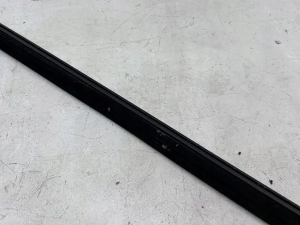 OEM OYT26245 Raspador Porta Dianteira Esq Toyota Avensis T27 image 6