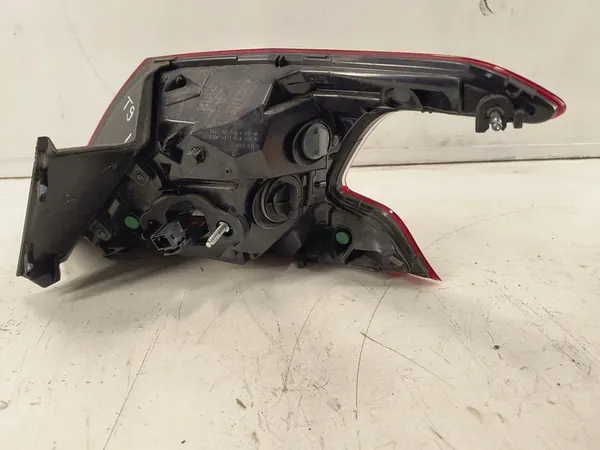 Peugeot 308 T9 Luz Trasera Izquierda 9677817680 image 5