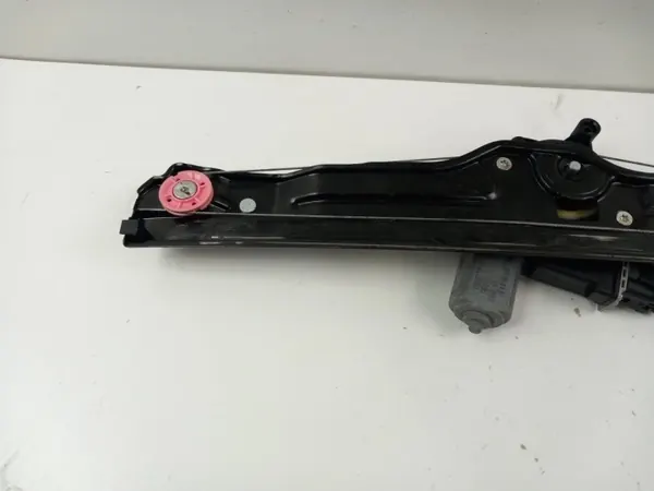 Fiat 500L Front rechts Fensterheber OEM 1801*C image 7
