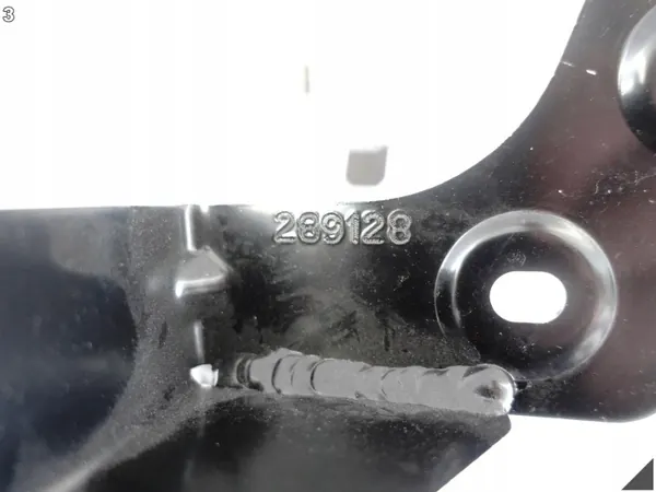 Ferrarin jarrunesteastia OEM 289128 - Käytetty image 4