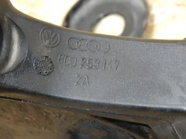 VW T5 Uitlaatophanging OEM 6Q0253147 image 3