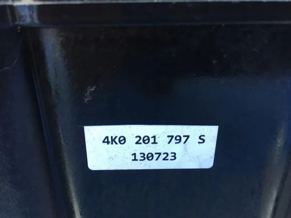 Audi A6 C8 2.0 TFSI Kohlefilter OEM 4K0201797S 4N0201801J image 3