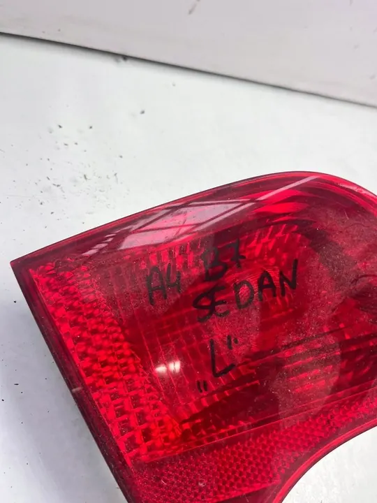 Linker Rücklicht Audi A4 S4 B6 8E 8H image 2