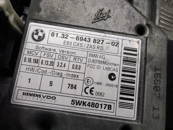 Interrupteur de contact OEM 6943827 pour BMW Série 7 E65/E66/E67 image 4
