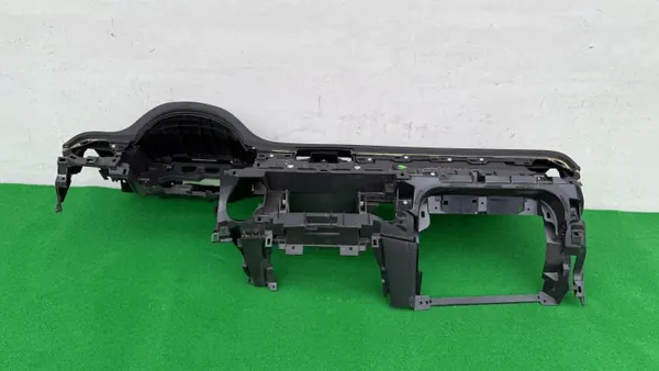 Consola Salpicadero Mercedes X-Class X470 OEM 681005XF0A 110HE image 6