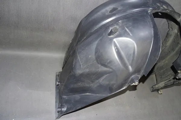 Dacia OE 638411852R front left wheel arch Lodgy Dokker image 2