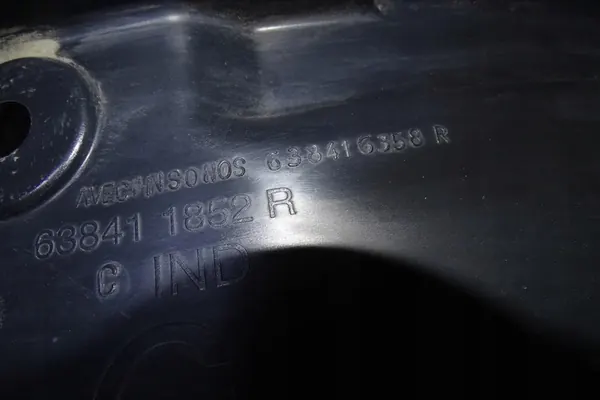 Dacia OE 638411852R front left wheel arch Lodgy Dokker image 5