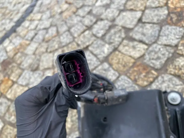 Compressor suspensão Porsche OEM 99760621300 Usado image 3