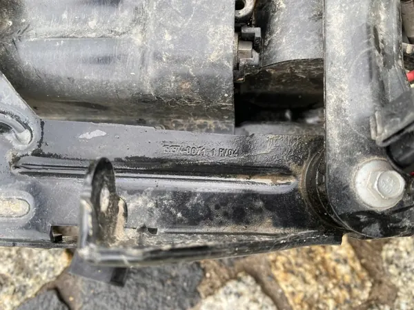 Compressor suspensão Porsche OEM 99760621300 Usado image 9