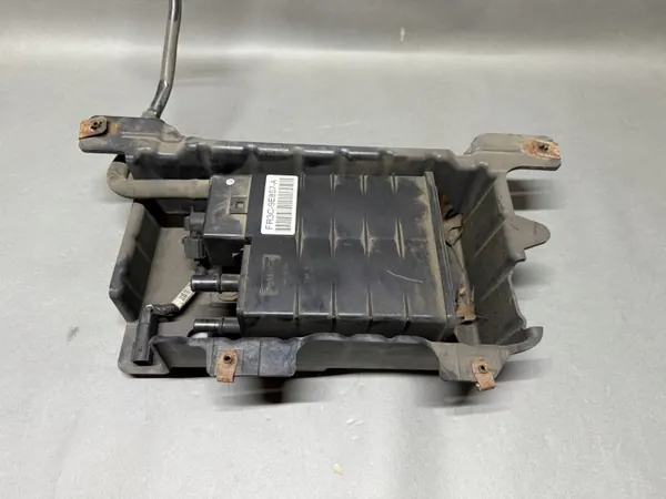 Koolstoffilterhuis FR3C9E857A voor Ford Mustang MK6 image 2