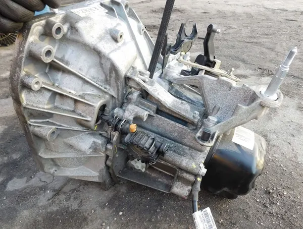 Dacia Sandero III 1.0 TCE LPG Manuaalivaihteisto JH3928 image 6