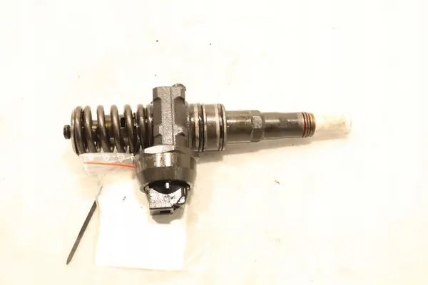 Injecteur Volkswagen Passat B6 1.9TDI image 6