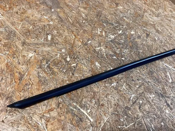 Fönstertätning höger sida Porsche 911 992 OEM 992837626C image 3