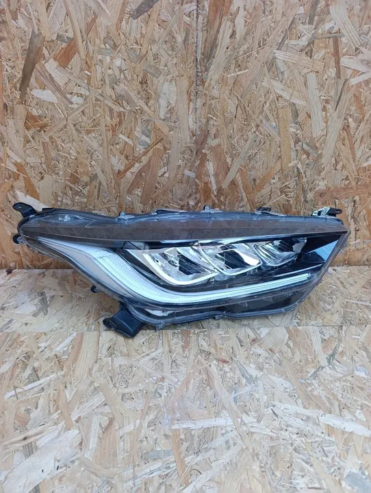 Farol Direito Toyota Yaris IV 2021-2025 Full LED NJG6 image 1