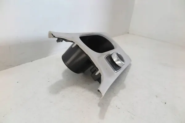 Mercedes B-Klasse W246 drankhouder OEM A2466800810 image 5