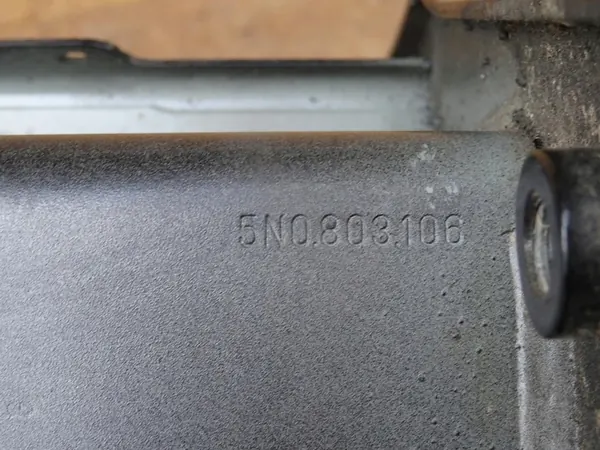 AUDI Q3 RSQ3 8U 11-18 Longitudinal Avant Droit 5N0803106 image 4