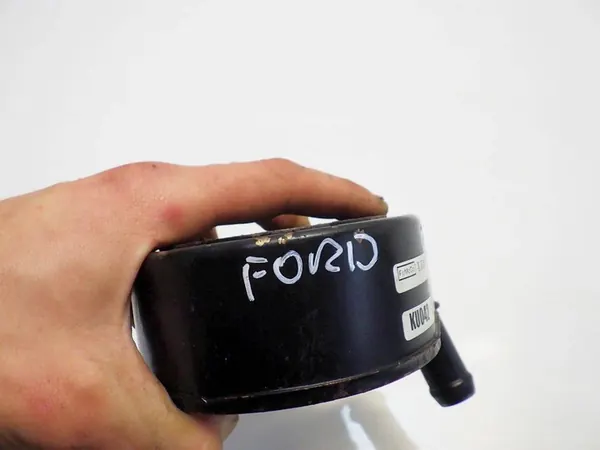 Base de Filtro de Aceite Mazda CX-7 image 4