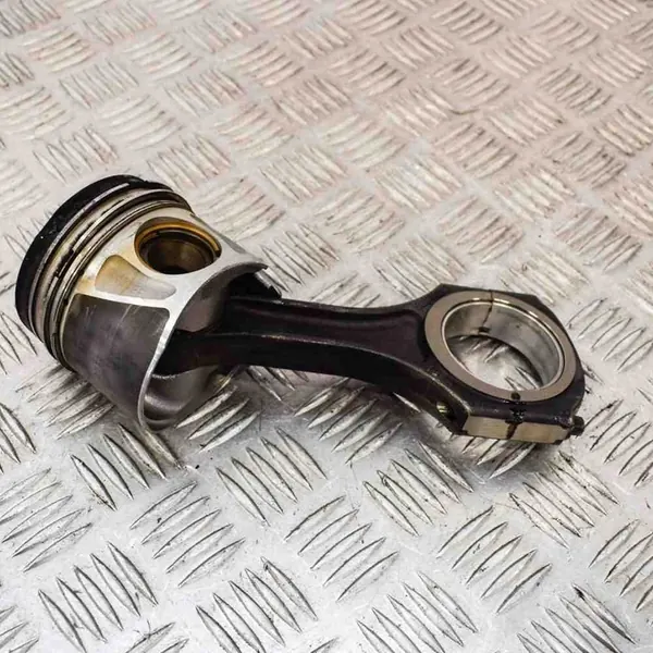 Kolv Mercedes-Benz E (W212) 2.1L 2010 A6510300020 image 2