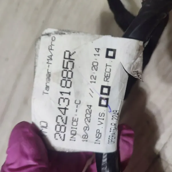Harness elétrico Dacia Jogger OEM 282431885R - Usado image 4