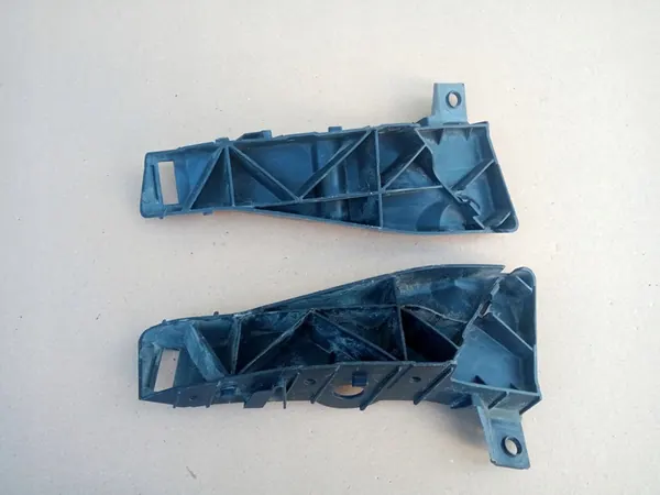 Guia de para-choque traseiro esquerdo SEAT IBIZA IV 6J4807377B image 4