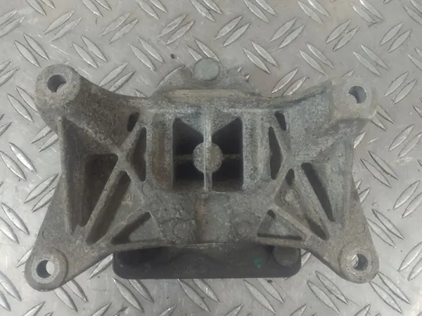 Vaihteiston tuki Mercedes CLS W218 14-18 3.0 CDi 4X4 image 2