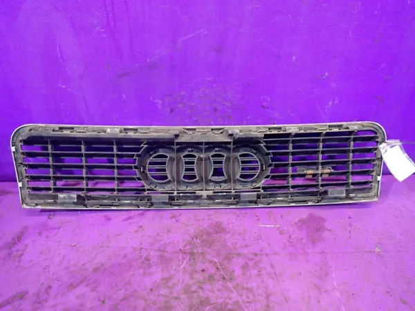Audi A4 B6 jäähdyttimen kyltti OEM Zawada-386575- Käytetty image 5